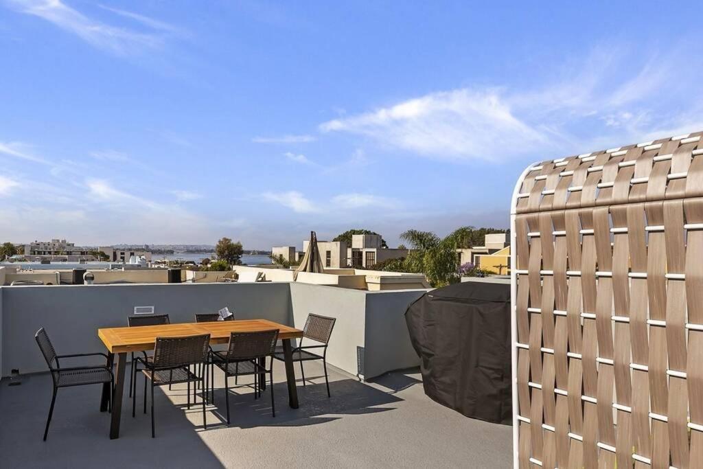 Vila 3Bd Sleeps 8 Rooftop Bayside Feel The Ocean Breeze San Diego Exteriér fotografie